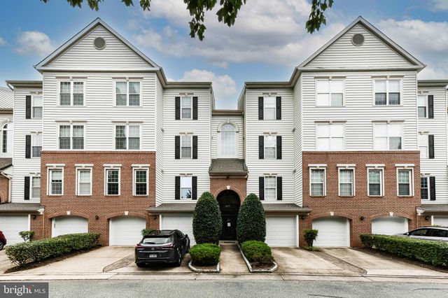 $2,800 | 4673 Longstreet Lane, Unit 103 | Alexandria West