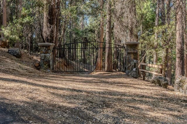 $130,000 | 19413 Ponderosa Drive | Amador Pines