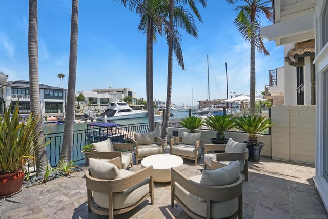 $3,890,000 | 41 Green Turtle Road | Coronado