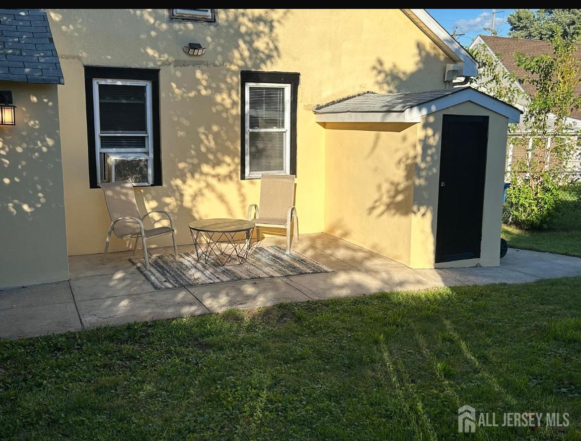 a view of outdoor space yard and porch