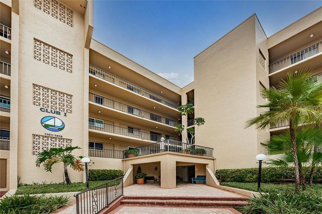 $2,000 | 90 South Highland Avenue, Unit 1202 | Lake Tarpon Sail Tennis Club