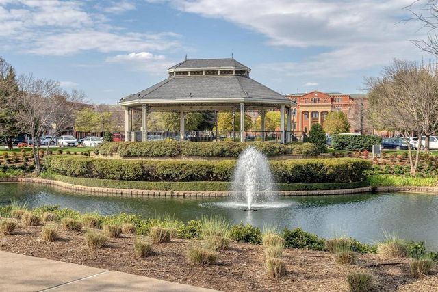 Southlake Town Square, Southlake, TX Homes for Sale - Southlake