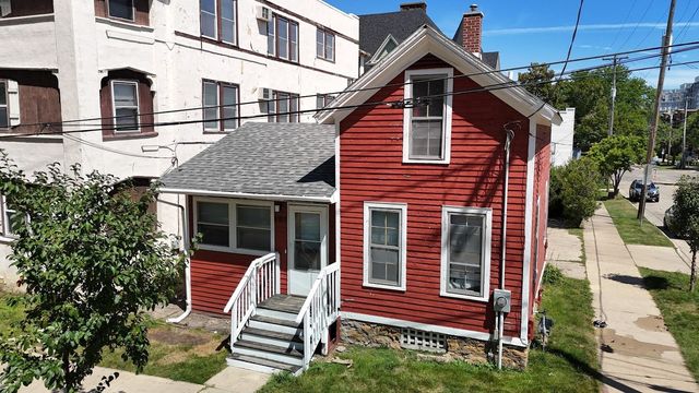 $325,000 | 101 North Franklin Street | James Madison Park