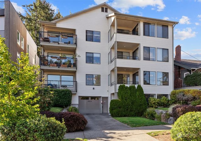 $567,500 | 3615 Whitman Avenue North, Unit 203 | Fremont