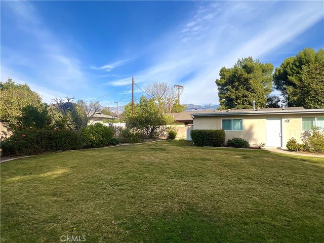 $2,400 | 513 North Orange Grove Boulevard | Northwest Pasadena