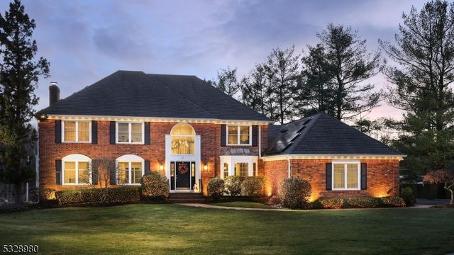 $1,395,000 | 27 Weaver Drive | Martinsville