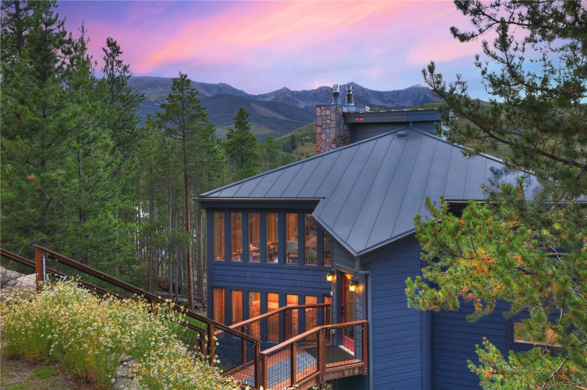 a house view with a garden space