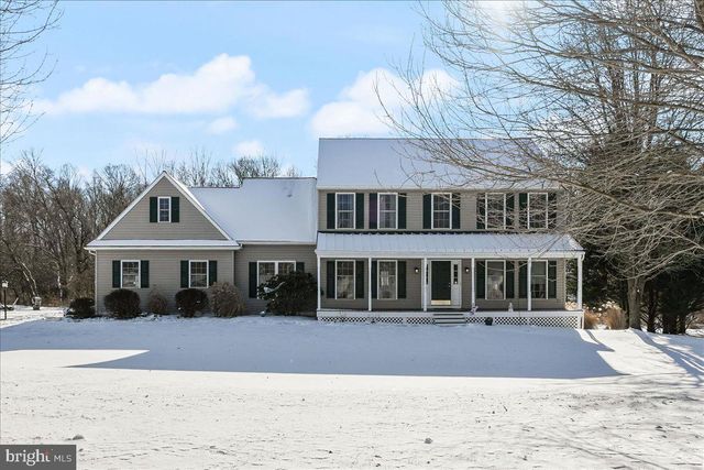 $550,000 | 21 Field Stone Drive | Londonderry Township - Chester County