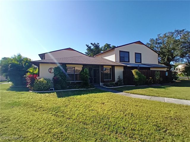 $215,000 | 628 Southeast 12th Court, Unit 37 | Cape Coral