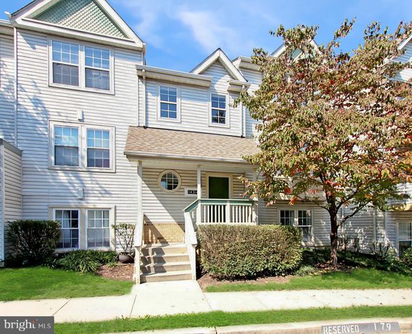 $287,500 | 14314 Bowsprit Lane, Unit 723 | Laurel Lakes