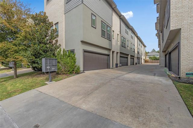 $3,100 | 5905 Ross Avenue, Unit 2 | Belmont