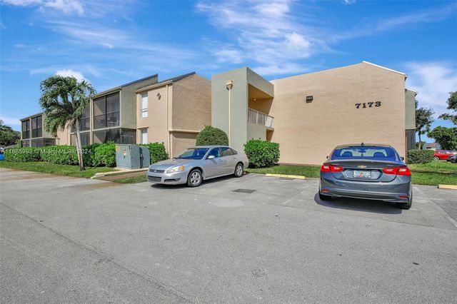 $269,900 | 7173 Orange Drive, Unit 115B | Davie