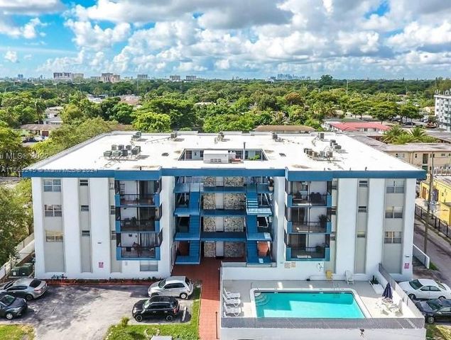 $1,950 | 1230 Northeast 139th Street, Unit 405 | Central North Miami