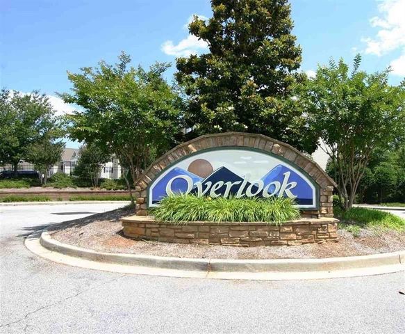 $219,000 | 725 Lookover Drive | Northlake