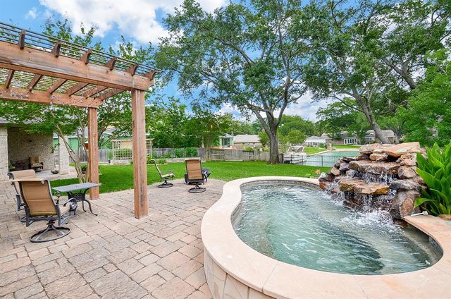 $1,295,000 | 103 Capri Street | Sugar Land