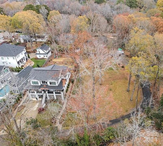 $759,000 | 444 Hunter Lane | Sherwood Forest