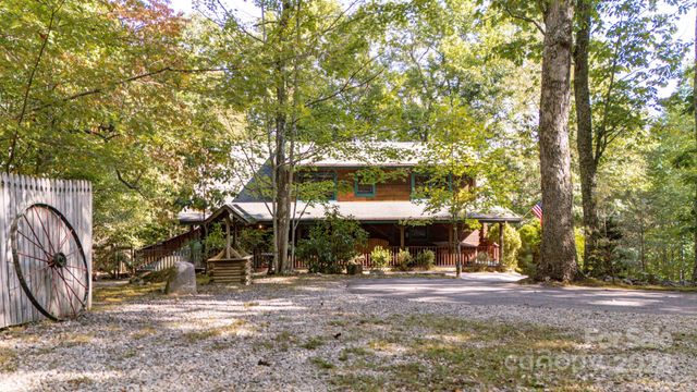 $825,000 | 80-82 Waters Cove Road | Lower Hominy Township - Buncombe County