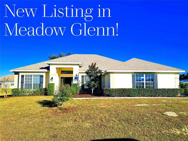 $379,900 | 9761 Southwest 57th Avenue | Meadow Glenn