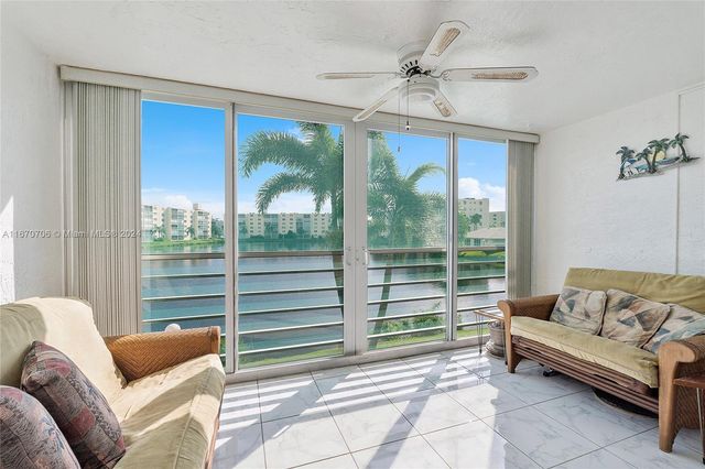 $240,000 | 141 Southeast 3rd Avenue, Unit 203 | Dania Beach