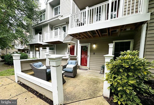 $2,800 | 5704 Chapman Mill Drive, Unit 310 | The Gables on Tuckerman Condominiums