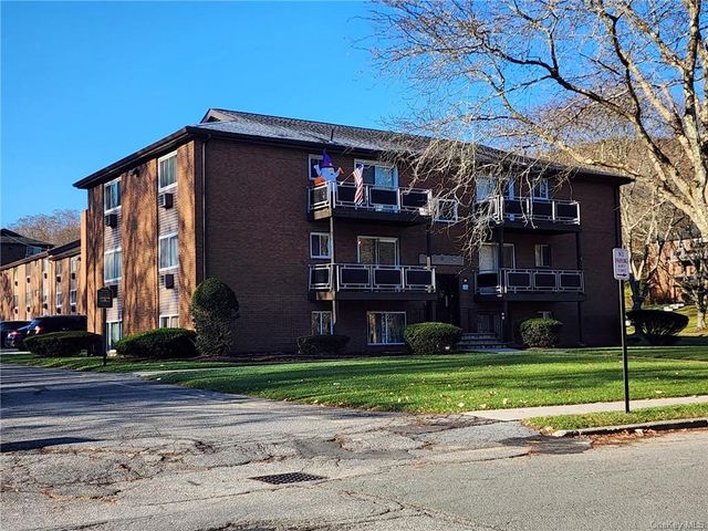 $2,300 | 37 Tanager Road, Unit 3703 | South Blooming Grove