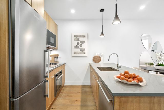 $6,500 | 913 Union Street, Unit 3 | Park Slope