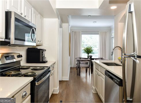 $2,142 | 3460 Kingsboro Road Northeast, Unit 344 | Buckhead Heights