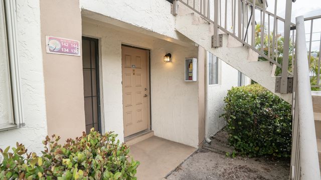 $2,100 | 136 Northwest 60th Avenue, Unit 72 | Hammon Heights