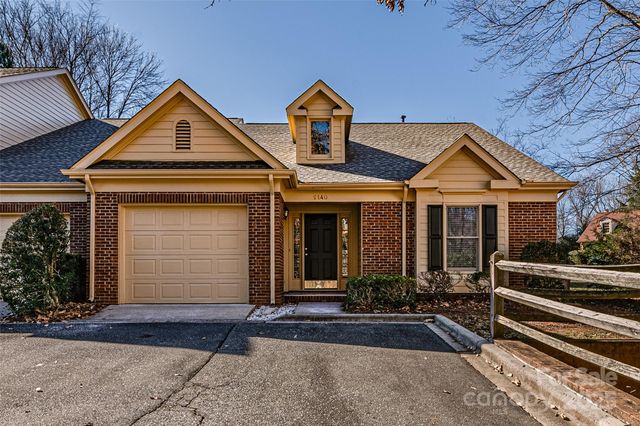 $475,000 | 9140 Providence Colony Drive | Southeast Charlotte