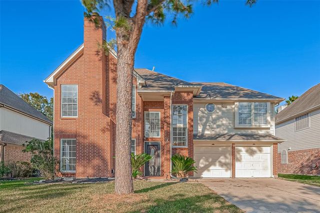 $330,000 | 1109 Chesterwood Drive | Pearland