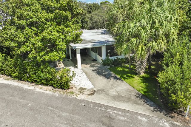 $2,100,000 | 181 Gulf Point Road | Blue Mountain Beach