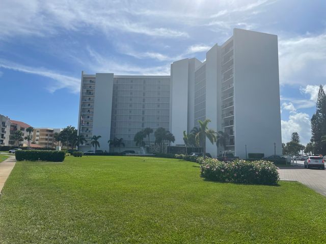 $2,350 | 336 Golfview Road, Unit 309 | North Palm Beach