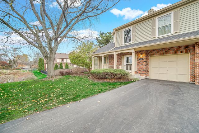 $2,250 | 1352 Queensgreen Circle | Naperville