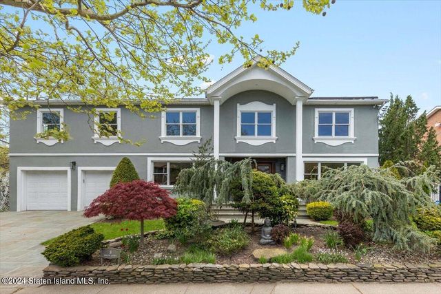 $1,700,000 | 8 Poillon Avenue | Annadale