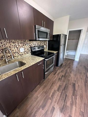 $1,675 | 1752 Northwest 1st Street, Unit 1A | Little Havana