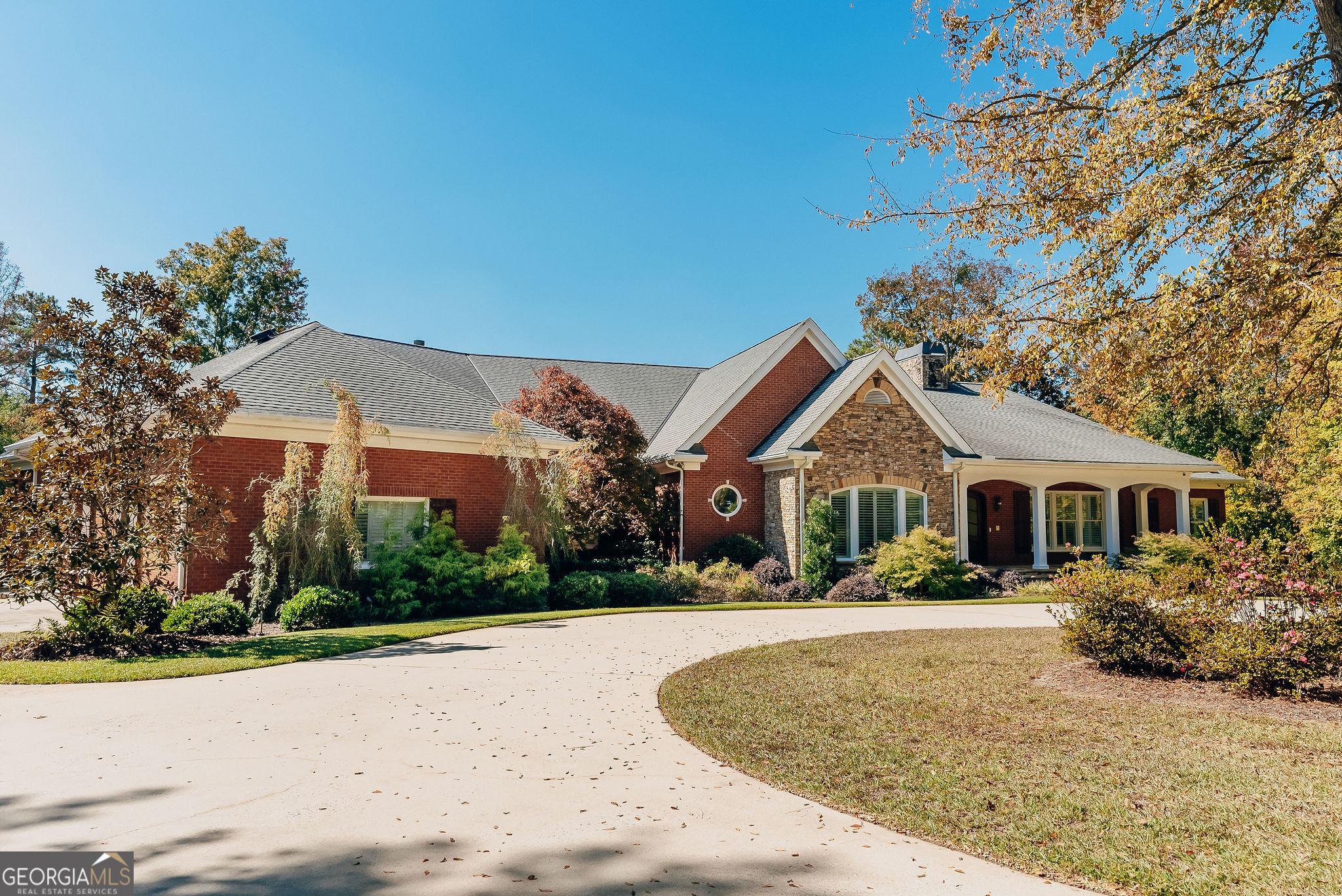 front view of house with a yard