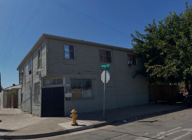 $330,000 | 901 West Church Street | South Stockton