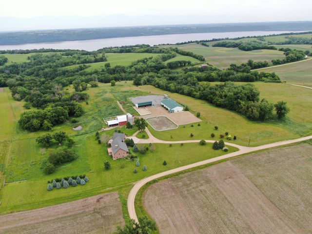 $1,879,900 | 28983 320th Ave Way | Florence Township - Goodhue County