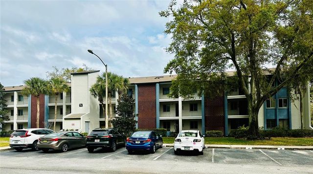 $219,900 | 3 Escondido Circle, Unit 18 | Altamonte Springs