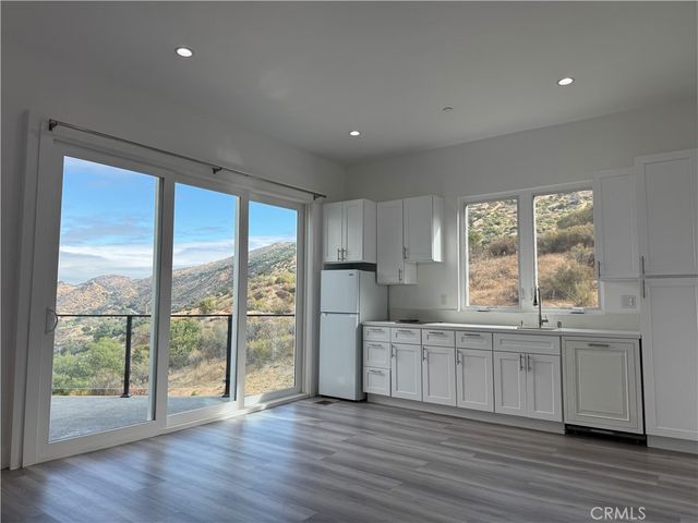 $3,500 | 988 Alta Vista Road | Santa Susana