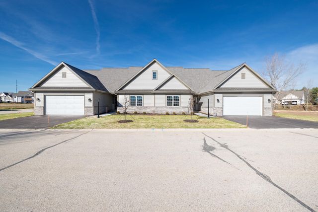 $549,900 | 1833 Cedar Ridge Drive | Slinger