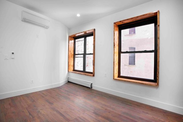 $2,500 | 340 East 105th Street, Unit 2D | East Harlem