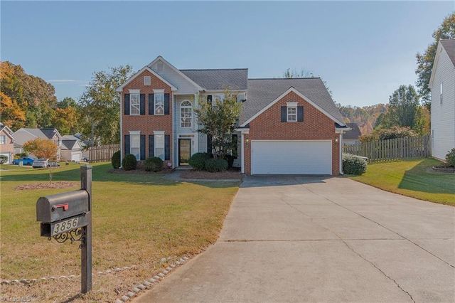 $359,900 | 3856 Turnberry Park Drive | West Suburban Winston-Salem