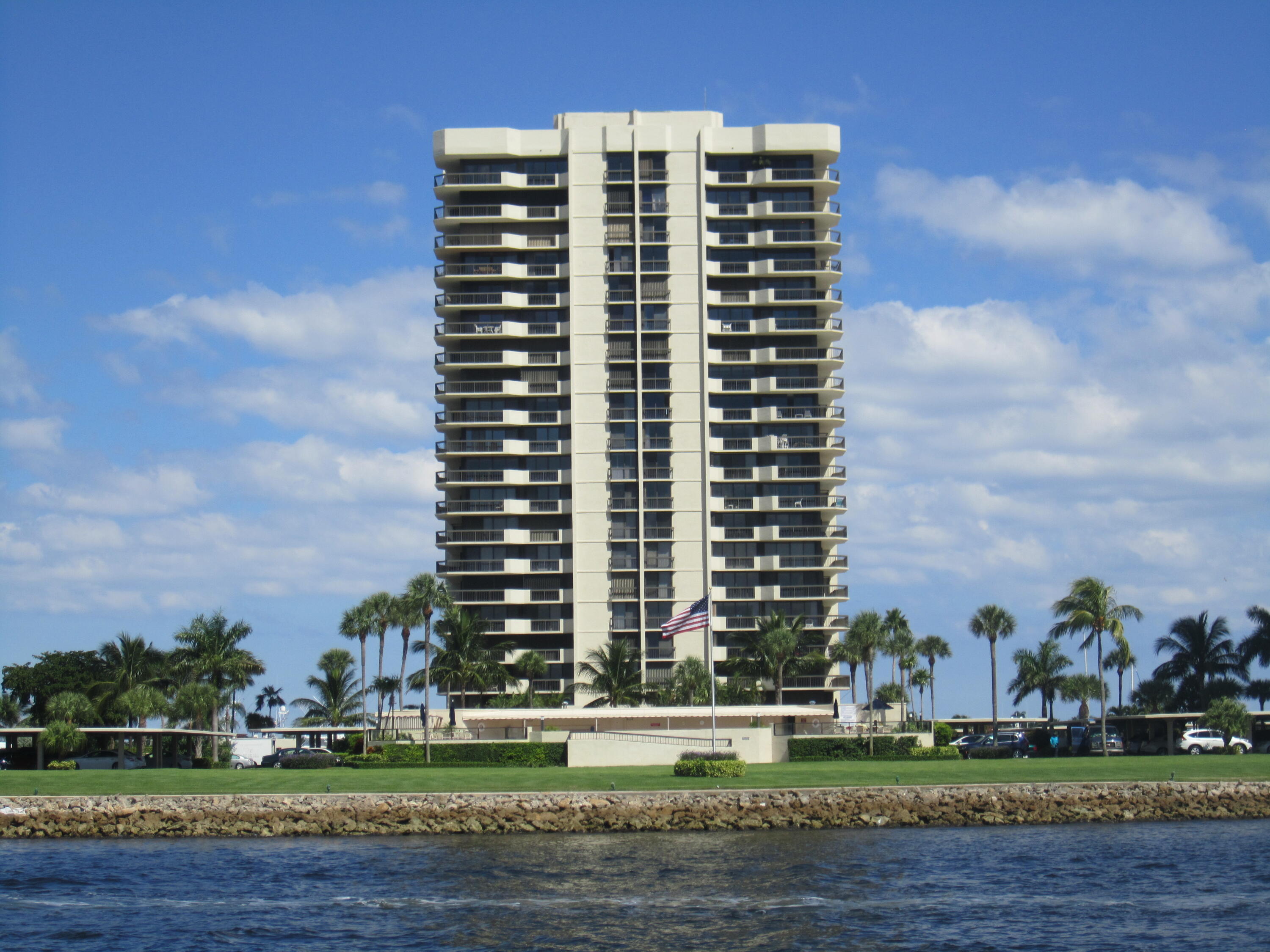 COVE TOWER EAST