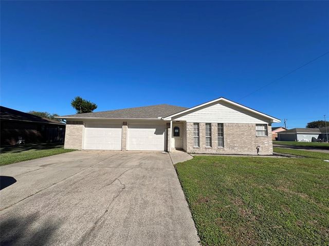 $229,900 | 404 28th Avenue North | Texas City