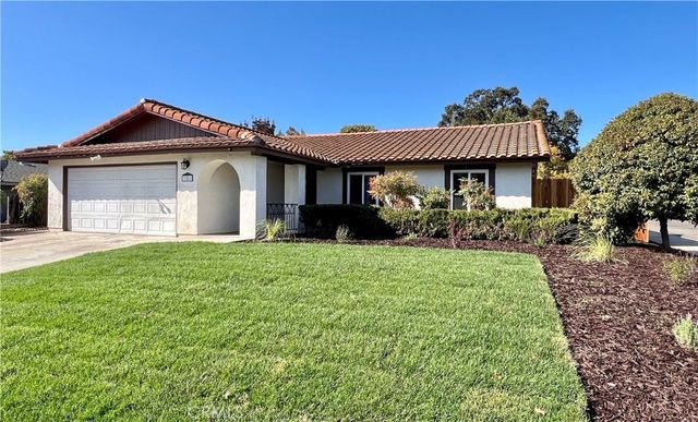 $619,000 | 321 Appaloosa Drive | Paso Robles