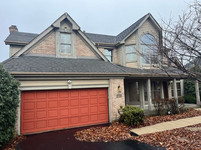 $649,000 | 6732 Lakeview Court | Woodridge Fountain