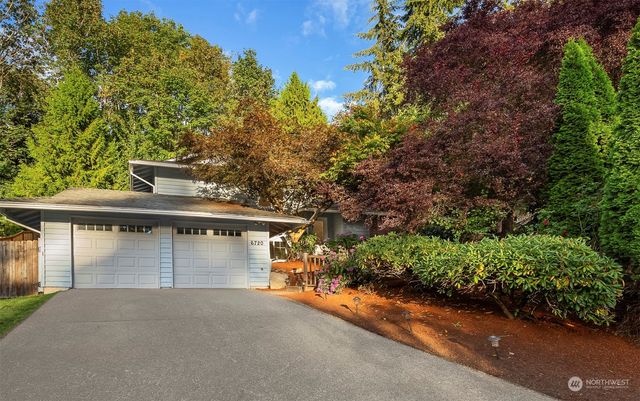 $1,595,000 | 6720 81st Avenue Southeast | Parkwest