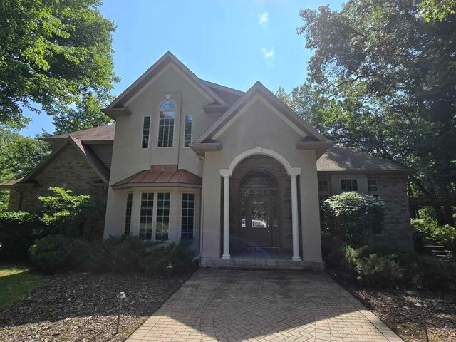 $899,900 | N3048 Crestwood Drive | Chain O' Lakes