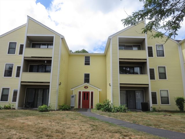 $295,900 | 5 Marc Drive, Unit 5A6 | Plymouth